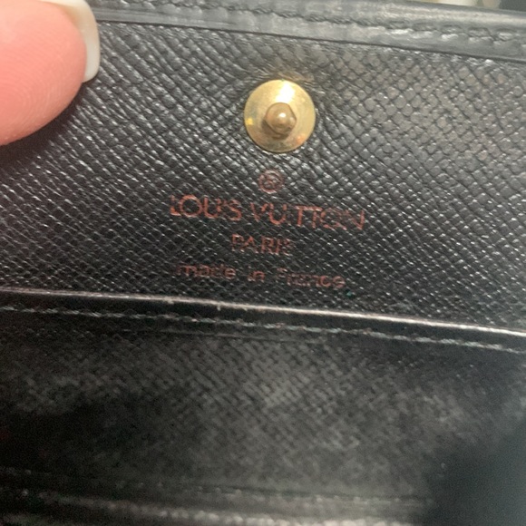 ❌SOLD 1997 authentic Louis Vuitton small coin / earbud case - Picture 14 of 17